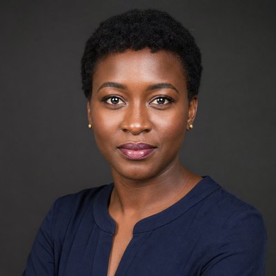 Portrait d’Awa Traoré, journaliste tech et paris sportifs à Dakar